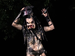 HORRORPORN – Predator Dick Hunter